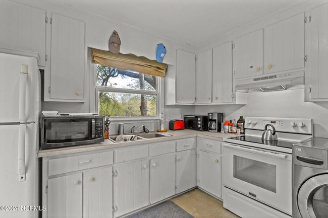 west unit | Image 9