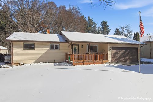 5218 Parkview Dr, Mccullom Lake, IL, 60050-2343 | Card Image