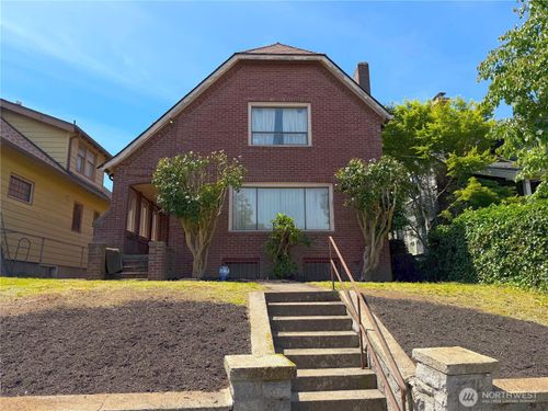 3045 19th Ave S, Seattle, WA, 98144-5829 | Card Image