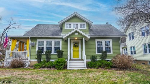 17 Main St, LEBANON, NJ, 08833-2128 | Card Image