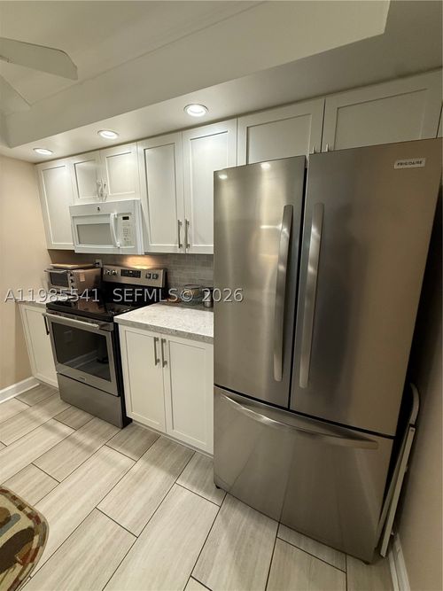 608-608 Waterside Dr, Hypoluxo, FL, 33462-6179 | Card Image