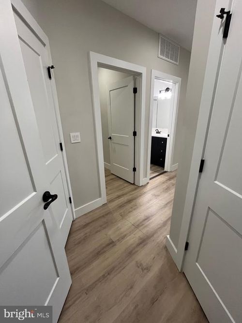 apt-16-2385 Rhode Island Ave Ne, WASHINGTON, DC, 20018-2846 | Card Image