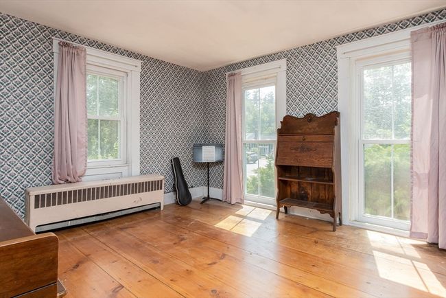 43 Park St, House other with 3 bedrooms, 2 bathrooms and 8 parking in Pepperell MA | Image 9