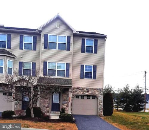 201 Antilles Ct, MECHANICSBURG, PA, 17050-5247 | Card Image