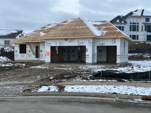 110 Retzer View Ct, Waukesha, WI, 53188-5758 | Card Image