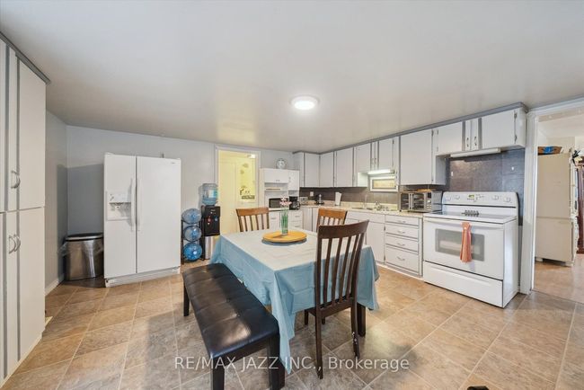 48 Campbellford Rd, House other with 3 bedrooms, 2 bathrooms and 8 parking in Stirling ON | Image 10