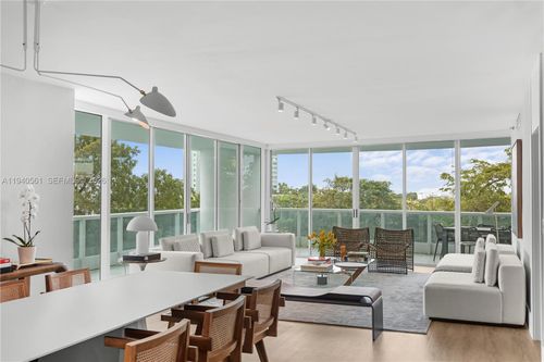 705-2127 Brickell Ave, Miami, FL, 33129-2141 | Card Image