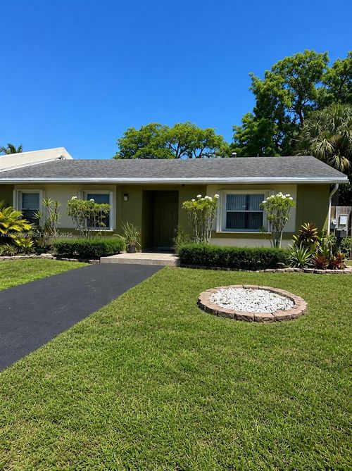 11871 Sw 123rd Pl, Miami, FL, 33186-5056 | Card Image