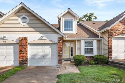 178 Cascade Circle Dr, Ballwin, MO, 63021-7303 | Card Image