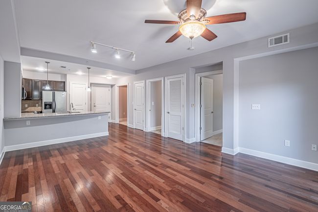 UNIT-405 - 200 River Vista Dr, Condo with 1 bedrooms, 1 bathrooms and 1 parking in Sandy Springs GA | Image 6