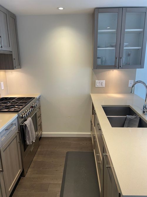 859-5515 Boundary Road, Vancouver, BC, V5R0E3 | Card Image