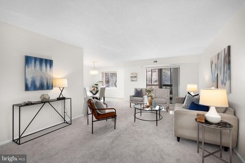 unit-221-8380 Greensboro Dr, MCLEAN, VA, 22102-3557 | Card Image