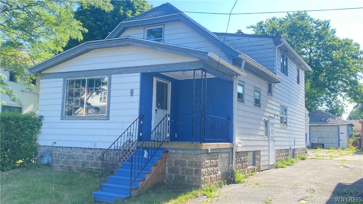 Longnecker St, Buffalo, NY 14206