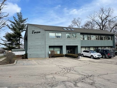 d-217 N Mclean Blvd, ELGIN, IL, 60123-3270 | Card Image
