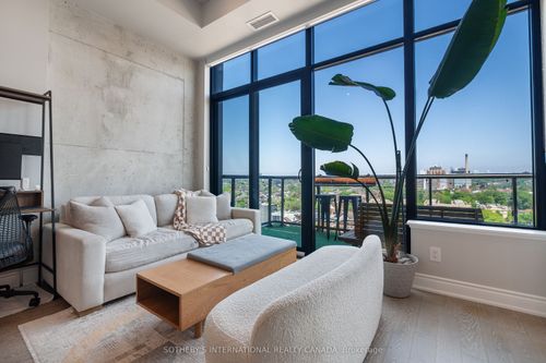 ph01-608 Richmond St W, Toronto, ON, M5V0N9 | Card Image