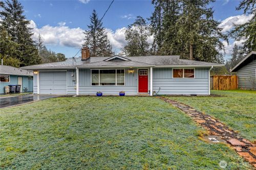 2401 Pine Tree Drive Se, Port Orchard, WA, 98366 | Card Image