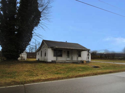 645 Market St, Richmond Dale, OH, 45673-9710 | Card Image