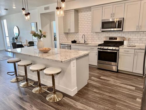 unit-324-5925 Charlotte Dr, San Jose, CA, 95123-6933 | Card Image