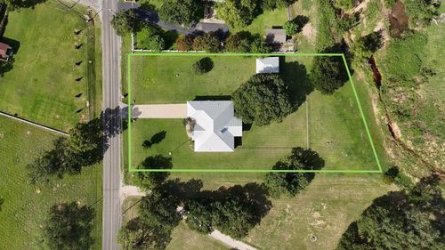 416 Highland Dr, Highland Haven, TX, 78654-8223 | Card Image