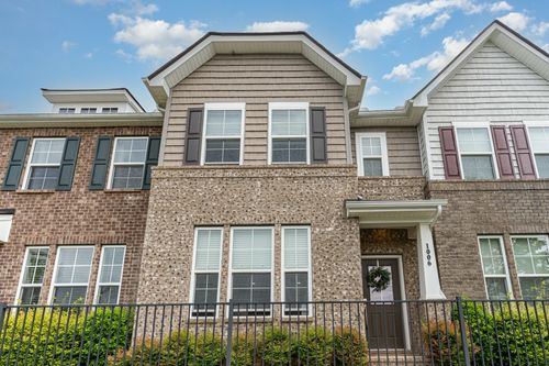 1006 Henley Pvt Ln, Gallatin, TN, 37066-1536 | Card Image