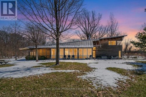 97 12th Line Rd, Wolfe Island, ON, K0H2Y0 | Card Image