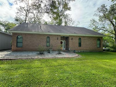 893 County Road 703, House other with 5 bedrooms, 3 bathrooms and null parking in West Columbia TX | Image 2