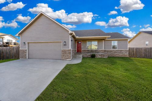 4508 S Flora St, Wichita, KS, 67215-1926 | Card Image
