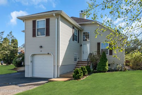 53 Racquet Rd, Wall Township, NJ, 07719-9409 | Card Image