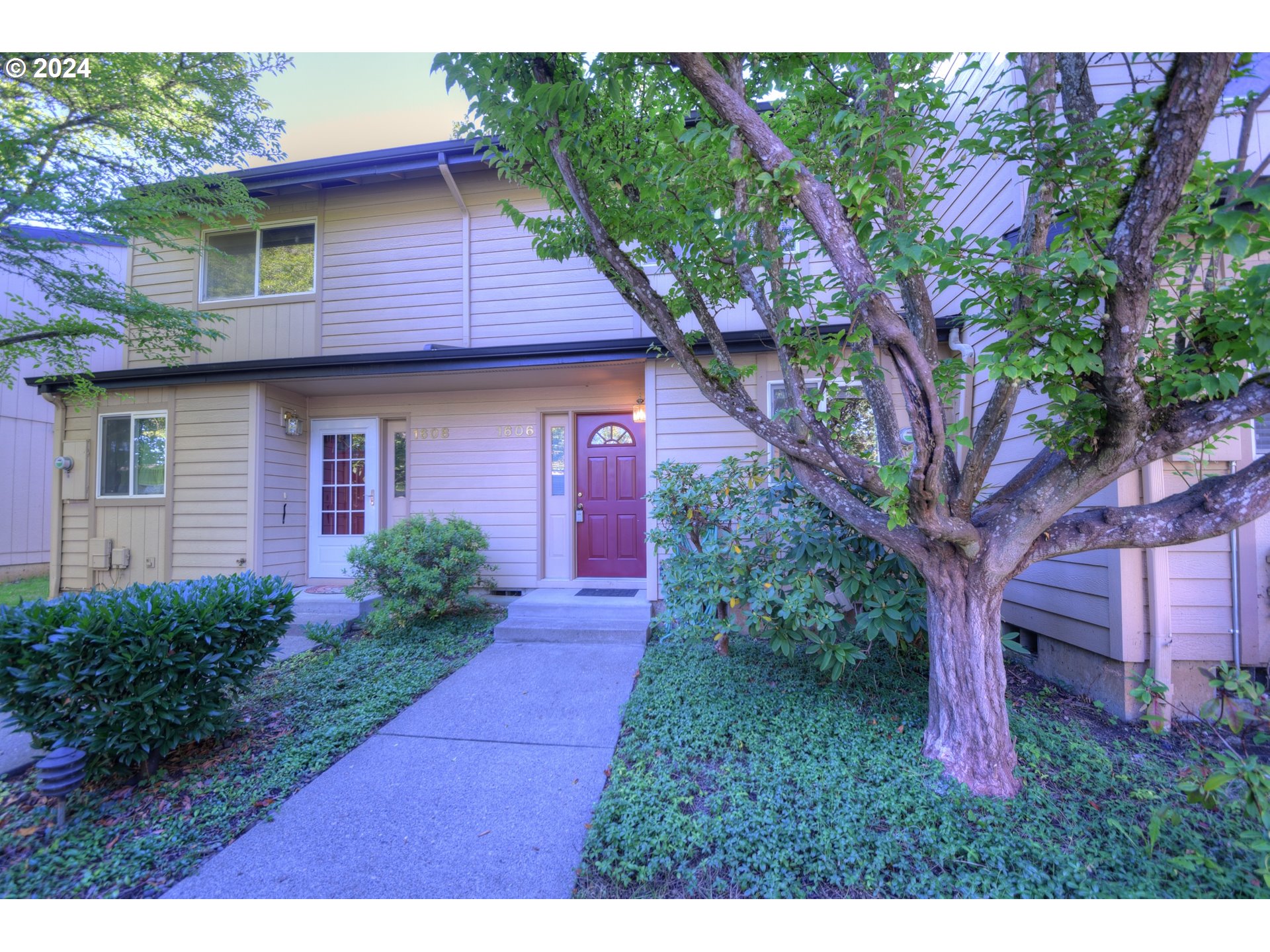 Fetters Loop, Eugene, OR 97402