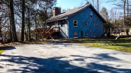 19 Morris Dr, Loch Sheldrake, NY, 12759 | Card Image