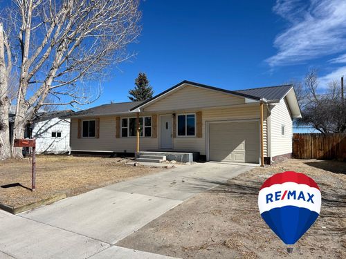 713 N 16th St E, Riverton, WY, 82501-3005 | Card Image