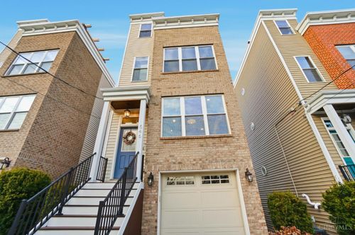 546 Slack St, Cincinnati, OH, 45202 | Card Image