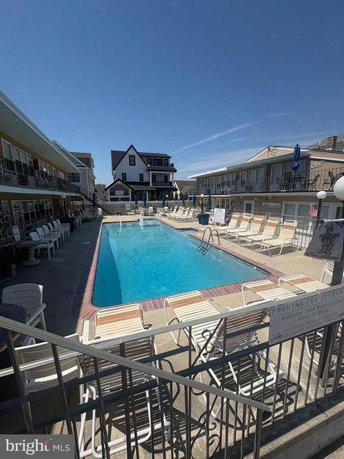 104-422 E 4th Ave, WILDWOOD, NJ, 08260-5808 | Card Image