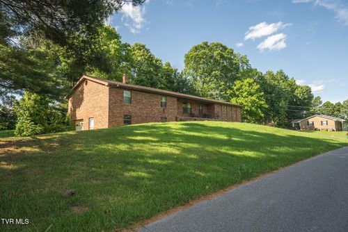 331 Luther Villa Rd, Sneedville, TN, 37869-4221 | Card Image