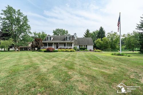 21680 Bell Road, Huron Charter Township, MI, 48164 | Card Image