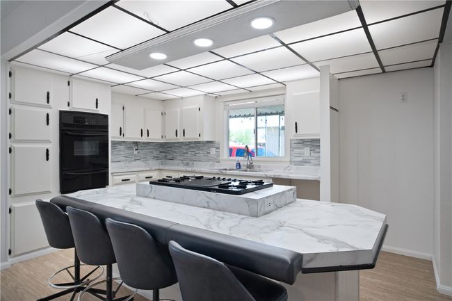 Kitchen | Image 18