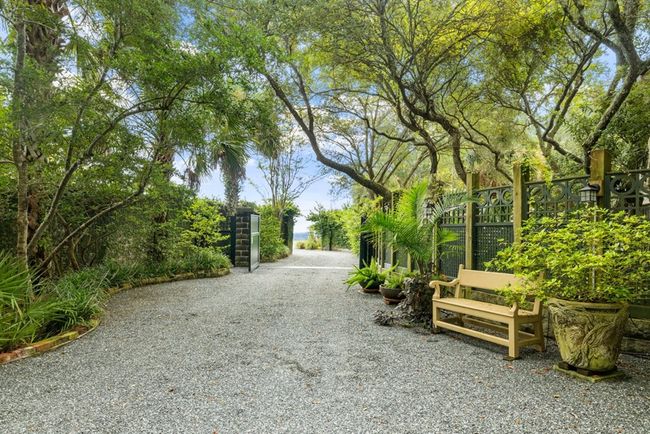 2285 Hwy 98, House other with 6 bedrooms, 7 bathrooms and 6 parking in Carrabelle FL | Image 15