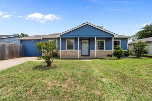 7036 Sandybrook Drive, Fort Worth, TX, 76120 | Card Image