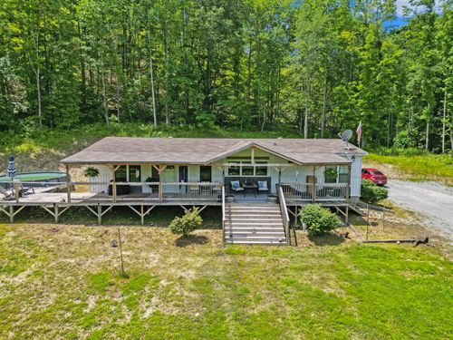 995 Trusty Rd, Hustonville, KY, 40437-8441 | Card Image