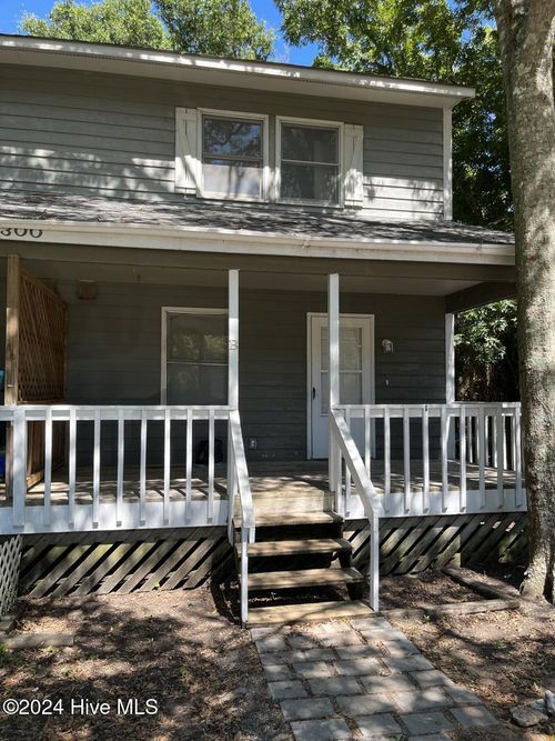 b-300 Lee Dr, Atlantic Beach, NC, 28512-5829 | Card Image