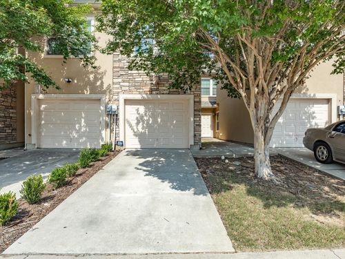 1530 Aldra Dr, Fort Worth, TX, 76120-4236 | Card Image