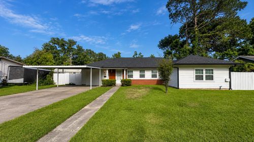 108 Britton Dr, Silsbee, TX, 77656-3829 | Card Image