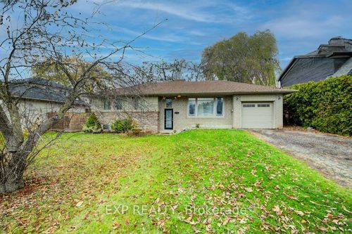 1361 Stanbury Rd, Oakville, ON, L6L2J5 | Card Image