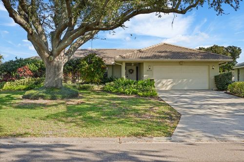 8515 Macoma Dr Ne, St. Petersburg, FL, 33702-2701 | Card Image