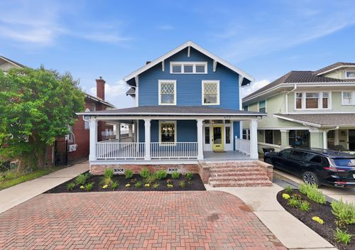 404 Avondale St, Houston, TX, 77006-3028 | Card Image