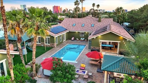 2822 Ashby Ave, Las Vegas, NV, 89102-1902 | Card Image