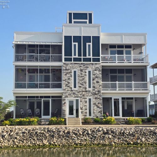 1122-2731 S Harbor Bay Dr, Marblehead, OH, 43440-9119 | Card Image