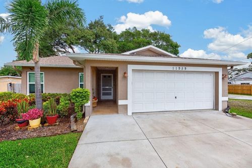 11959 Murray Avenue, Seminole, FL, 33778 | Card Image