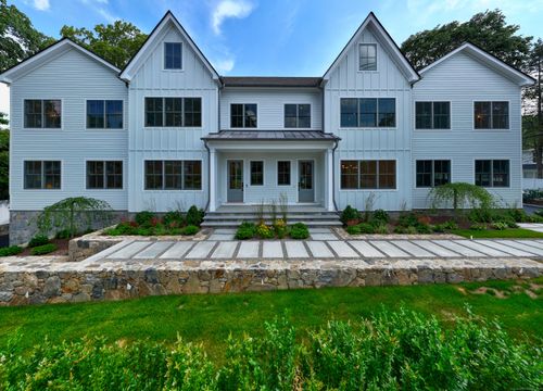 b-133 East Ave, New Canaan, CT, 06840-5613 | Card Image