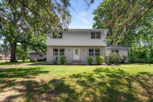 16333 3rd St S, Lakeland, MN, 55043-9458 | Card Image